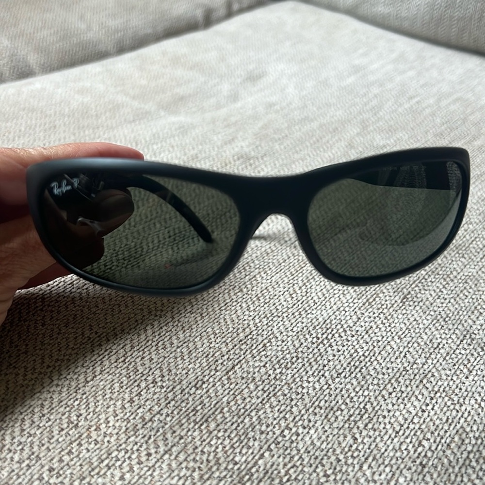 Ray Ban sunglasses-Polarized